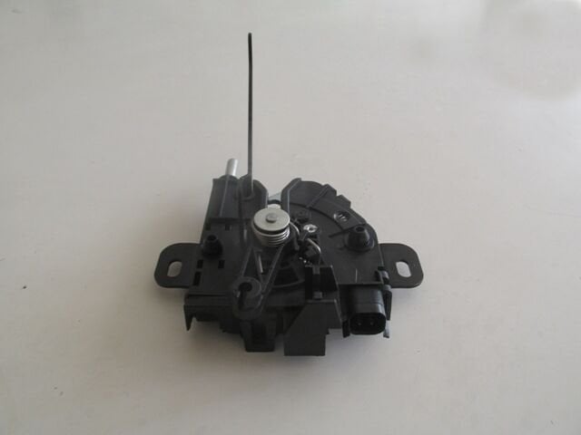 FORD FOCUS- SD/HB- 05/07; KAPUT KILIDI (TYG)