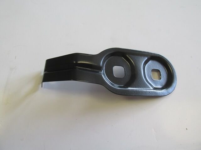 BMW 5 SERI- F10- 10/16; ÖN ÇAMURLUK BAGLANTI SACI (BRAKET) SAG