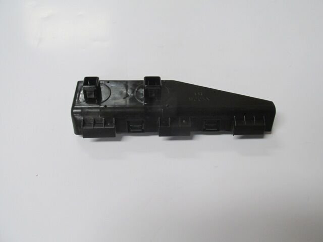 TOYOTA COROLLA- ZZE121- 05/06; ARKA TAMPON BAGLANTI BRAKETI IÇ SAG (KÜÇÜK TIP) (CASP)