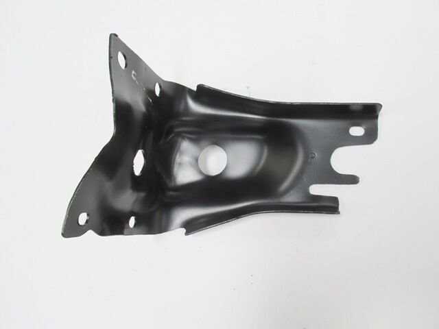 NISSAN PICK UP- D21- 89/97; ÖN TAMPON IÇ BRAKETI SAG (TW)