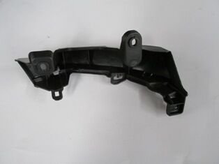 PEUGEOT 301- 13/16; STOP LAMBASI ALT BAGLANTI BRAKETI SAG (PLASTIK)