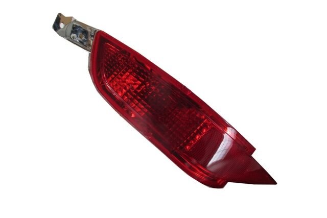 FORD FIESTA- 13/17; ARKA TAMPON REFLEKTÖRÜ SOL KIRMIZI SISLI