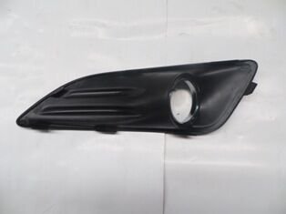 FORD FIESTA- 13/17; SIS LAMBA KAPAGI SAG SIYAH (SIS DELIGI NIKELAJ ÇERÇEVELI) (TYG)