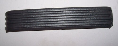 MAZDA E2200- MINIBÜS- 88/95; ARKA TAMPON UCU SAG TIRTIRLI (PLASTIK)