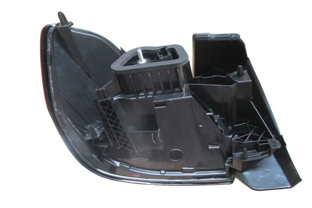 OPEL CORSA- F- 24/25; DIS STOP LAMBASI SAG KIRMIZI/BEYAZ/LEDLI (TW)