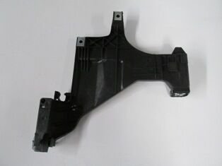 AUDI A4- 13/15; FAR ALT BAGLANTI BRAKETI SOL (FAR ALT TASIYICI) PLASTIK (TW)