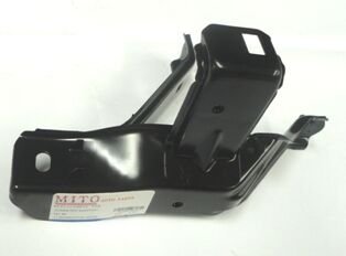 TOYOTA HILUX- PICK UP LN145- 98/01; ÖN ÇAMURLUK IÇ BAGLANTI BRAKETI SOL (TW)