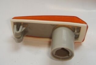 MERCEDES E CLASS- W124- 93/95; ÇAMURLUK SINYALI SARI SAG/SOL AYNI (ADET)(FAMELLA)