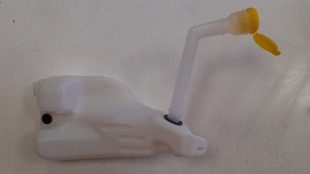 RENAULT MEGANE- 3- HB- 14/15; ÖN CAM SU BIDONU/DEPOSU (BORUSU VE KAPAGI ILE BIRLIKTE)