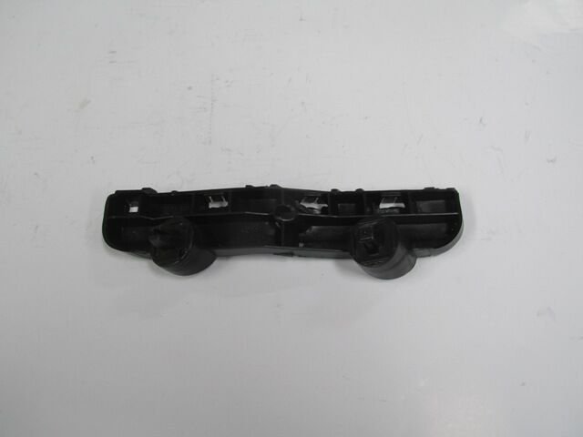 NISSAN PICK UP- NAVARA- 16/22; ÖN TAMPON BAGLANTI BRAKETI SAG (CASP)