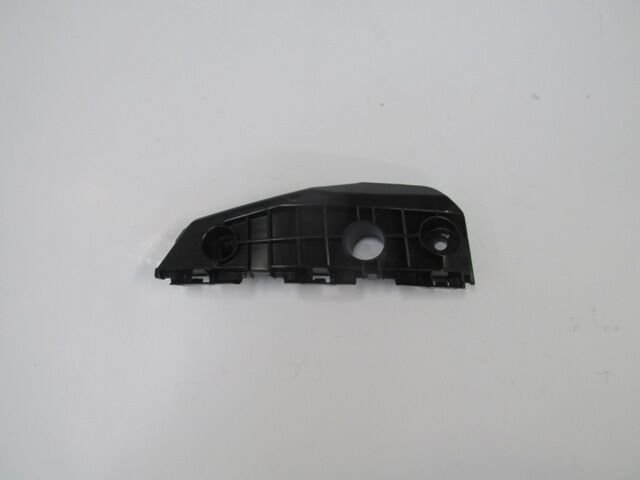 TOYOTA AURIS- 07/10; ÖN TAMPON IÇ BAGLANTI BRAKETI SOL PLASTIK (EAGLE BODY)