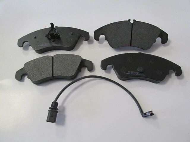 AUDI A5- 08/12; ÖN FREN BALATASI 1,8/2,0/2,7(1KABLOLU)(DISK)(155x66.6x19.6/15;5.3x71.9x18.8)(BRAMAX)