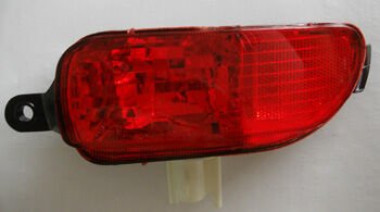 OPEL CORSA- C- 00/03; ARKA SIS LAMBASI SAG KIRMIZI 3/5 KAPI (TYC)