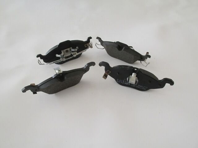 OPEL ZAFIRA- 99/04; ÖN FREN BALATASI 2,0cc (DISK) (177,6X62,2X17,5/16;0,1X63,2X16,5) (BRAMAX)