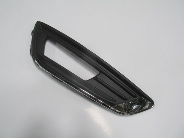 FORD FOCUS- SD/HB- 15/18; SIS LAMBA KAPAGI SAG SIS DELIKLI (NIKELAJ ÇITALI) (TW)