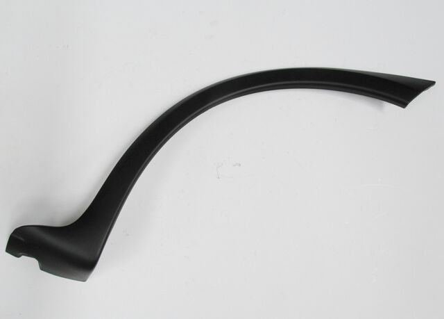 OPEL CORSA- C- 00/03; ARKA ÇAMURLUK AGZI PLASTIGI SOL SIYAH 3KAPI(KLIPSLERI ILE BIRLIKTE )(TÜV)(TYG)