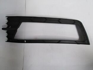SKODA RAPID- 13/16; SIS LAMBA KAPAGI SAG SIS DELIKLI (TW)