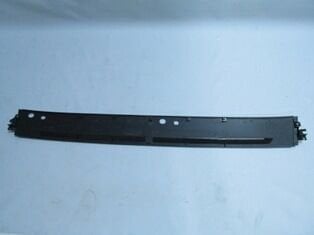 MITSUBISHI CANTER- FUSO- 06/12; ÖN CAM IZGARASI ORTA (SILGI PANELI)(BÜYÜK TIP)(FE839/859E/859G)