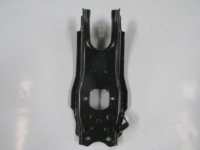 TOYOTA HILUX- PICK UP LN145- 02/05; ÖN ALT TABLA R (SALINCAK) (SH)