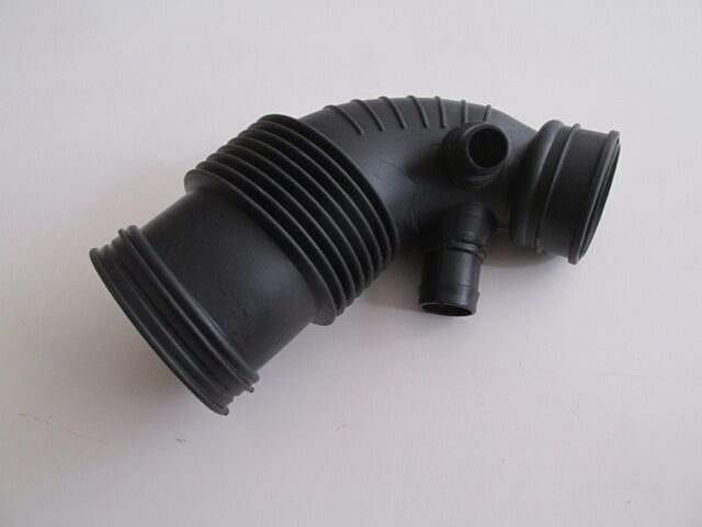 BMW 1 SERI- F20- 15/19; HAVA FILTRE HORTUMU