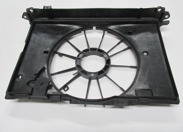 TOYOTA AURIS- 11/12; RADYATÖR FAN DAVLUMBAZI BOS GÖVDE BENZINLI TIP