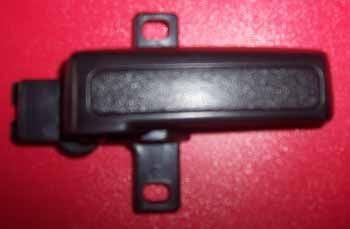 ISUZU NKR- 90/97; ÖN KAPI IÇ AÇMA KOLU SOL MAVI (ÇERÇEVESIZ) (BFN)