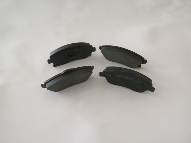 OPEL CORSA- C- 04/06; ÖN FREN BALATASI 1,0/1,2/1,4/1,7 (DISK) (131,5X51,7X16/13;1,5X55,7X16)(BRAMAX)