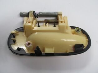 NISSAN ALMERA- N16- SD/HB- 00/03; ARKA KAPI DIS AÇMA KOLU SOL (ASTARLI) (HUSHAN)