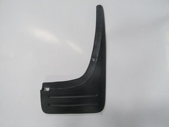 TOYOTA RAV4- 01/04; ARKA PAÇALIK SAG (DODIKSIZ TIPE OLAN) (TYG)
