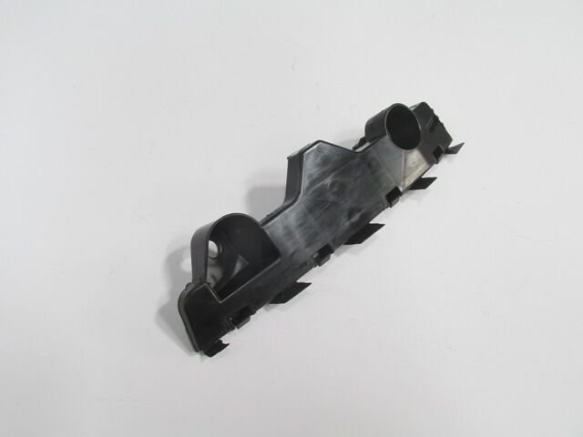 MAZDA 2- HB- 08/14; ÖN TAMPON BRAKETI SAG PLASTIK (TYG)